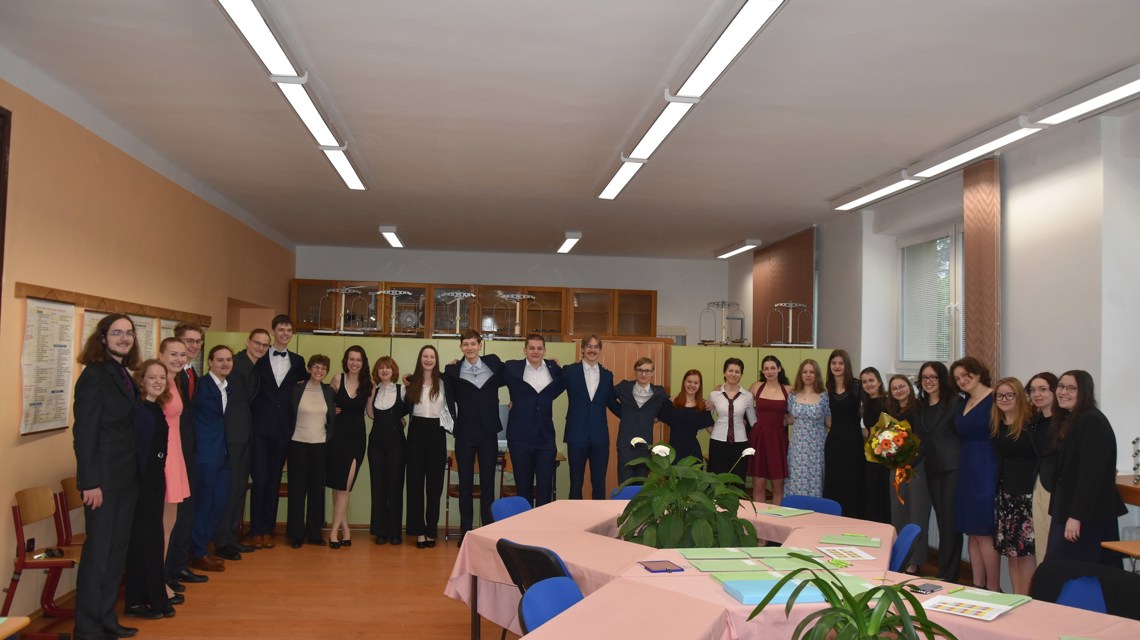 Zahájení maturitních zkoušek - zvětšit obrázek